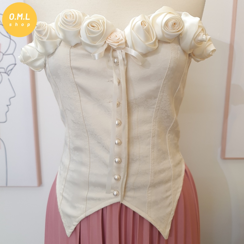 Set áo corset đính hoa hồng nổi nút ngọc phối váy hồng tiểu thư cổ điển, xinh đẹp