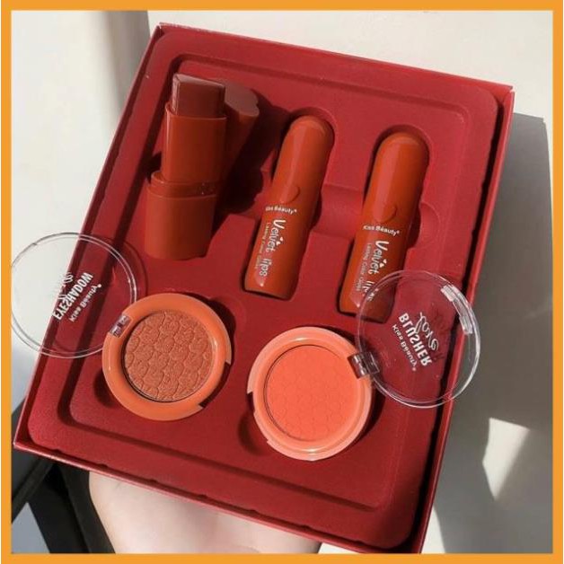 Full Bộ Trang Điểm ✅ FREESHIP✅ set trang điểm full Kiss Beauty Đỏ 5 Sản Phẩm Touch Your Heart | BigBuy360 - bigbuy360.vn