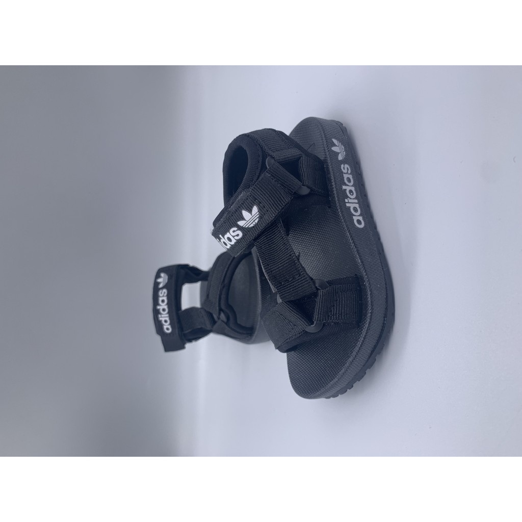 Adidas Xăng đan Thể Thao Siêu Nhẹ Thoáng Khí Chống Trượt Thời Trang Mùa Hè Cho Bé