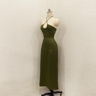 đầm dạ hội đuôi cá khoét ngực