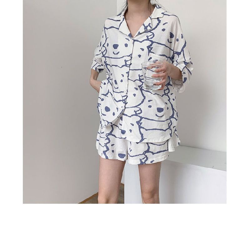 Bộ Ngủ Nữ Cộc Hình Gấu Set Áo Quần Cộc Cúc Cài Họa Tiết In 2 Màu X005 | BigBuy360 - bigbuy360.vn