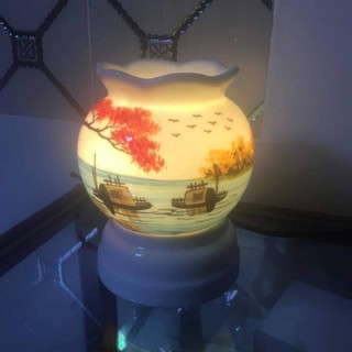 Đèn xông tinh dầu