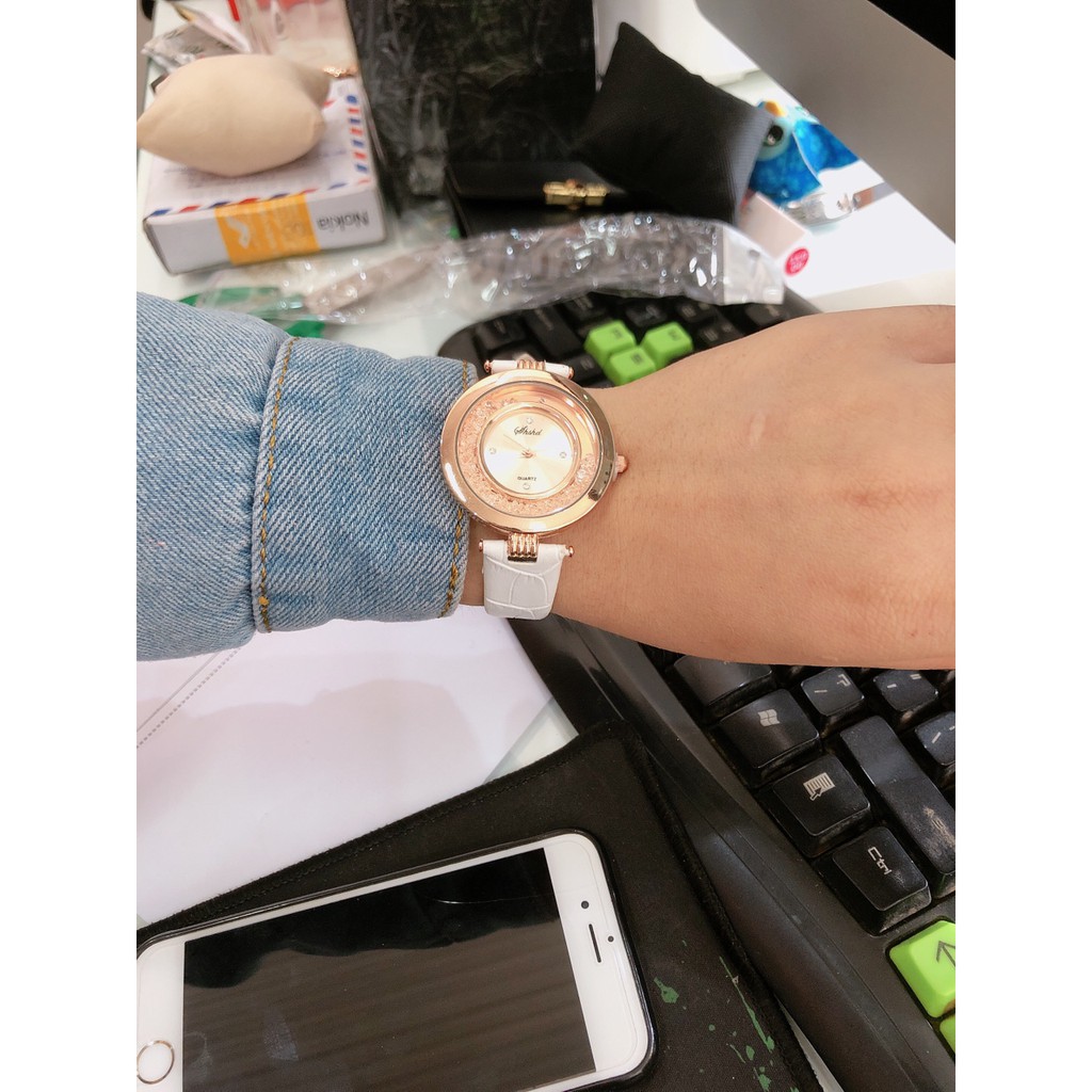 Đồng hồ thời trang nữ Shshd cườm xoay cá tính LLL612