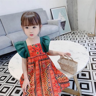 Váy thổ cẩm bé gái