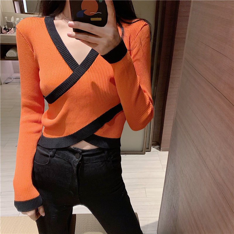 Áo len cô gái thời trang Hàn Quốc kiểu dáng ngắn chữ v cổ chéo ôm sát người Hồng Kông dài tay