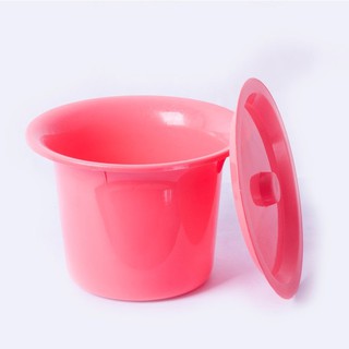 bô vệ sinh có nắp đậy
