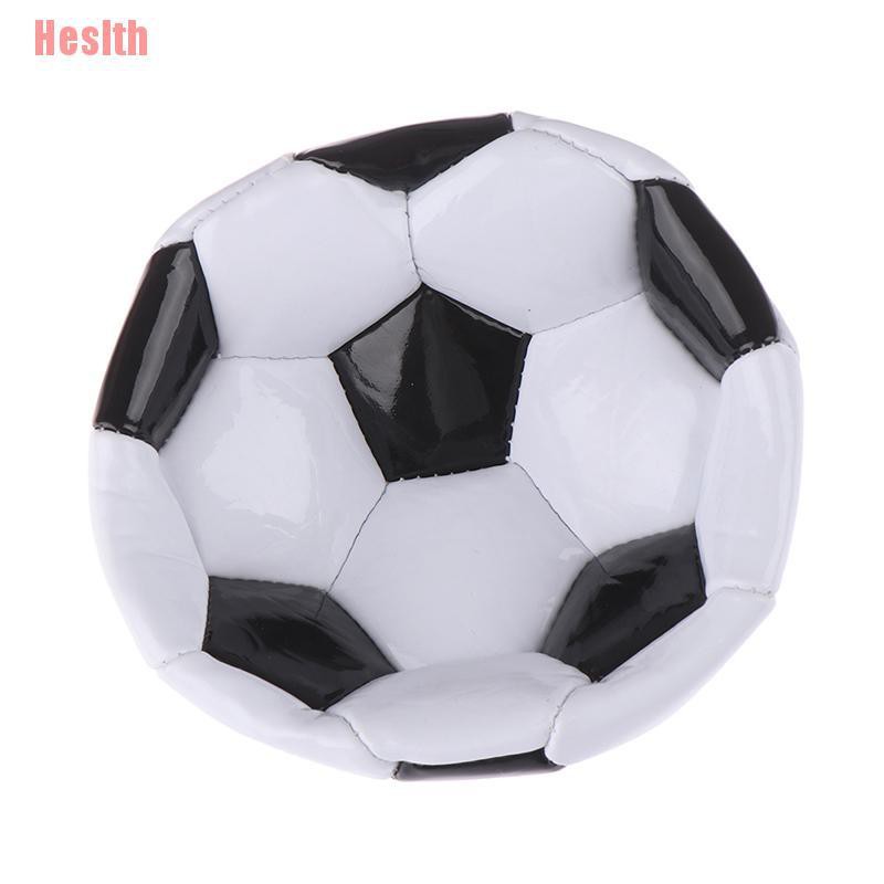 Quả Bóng Đá Hai Màu Trắng Đen Dành Cho Bé