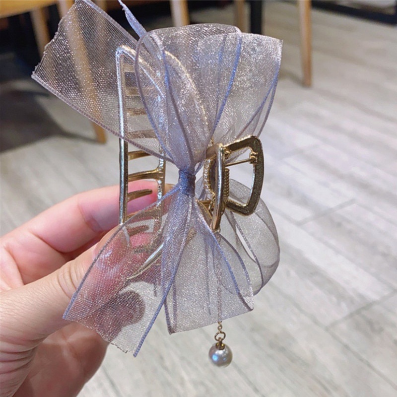 Kẹp Tóc Hình Nơ Lưng Đính Ngọc Trai Xinh Xắn Cho Nữ