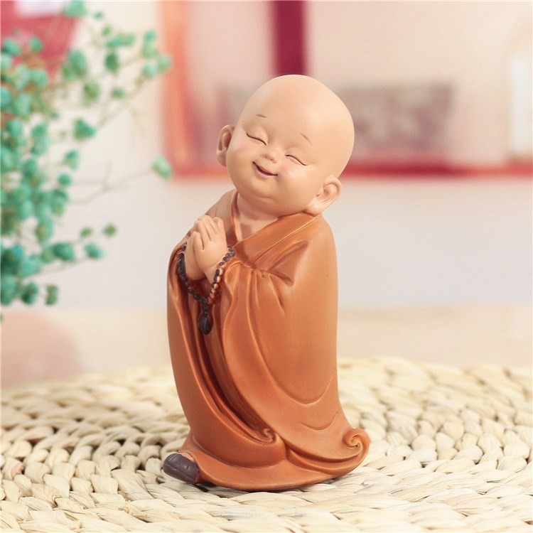 Tượng Chú Tiểu Vàng Yêu Đời C16