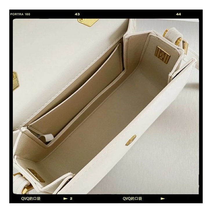 ORDER-QVQ TÚI QUAI CẦM TRÒN FULL BOX+TÚI VẢI+TAG