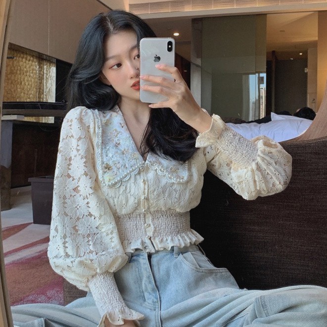 Áo tay dài cổ V phối ren xinh xắn thời trang ngọt ngào cho nữ | BigBuy360 - bigbuy360.vn