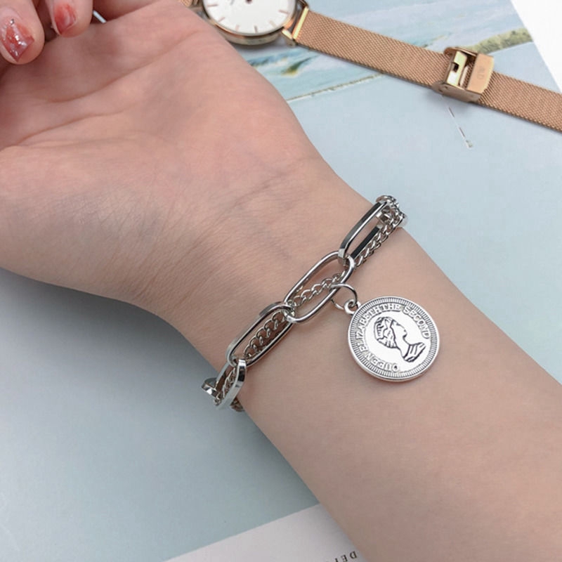 Vòng Tay Mặt Hình Đồng Xu Vàng Phong Cách Retro