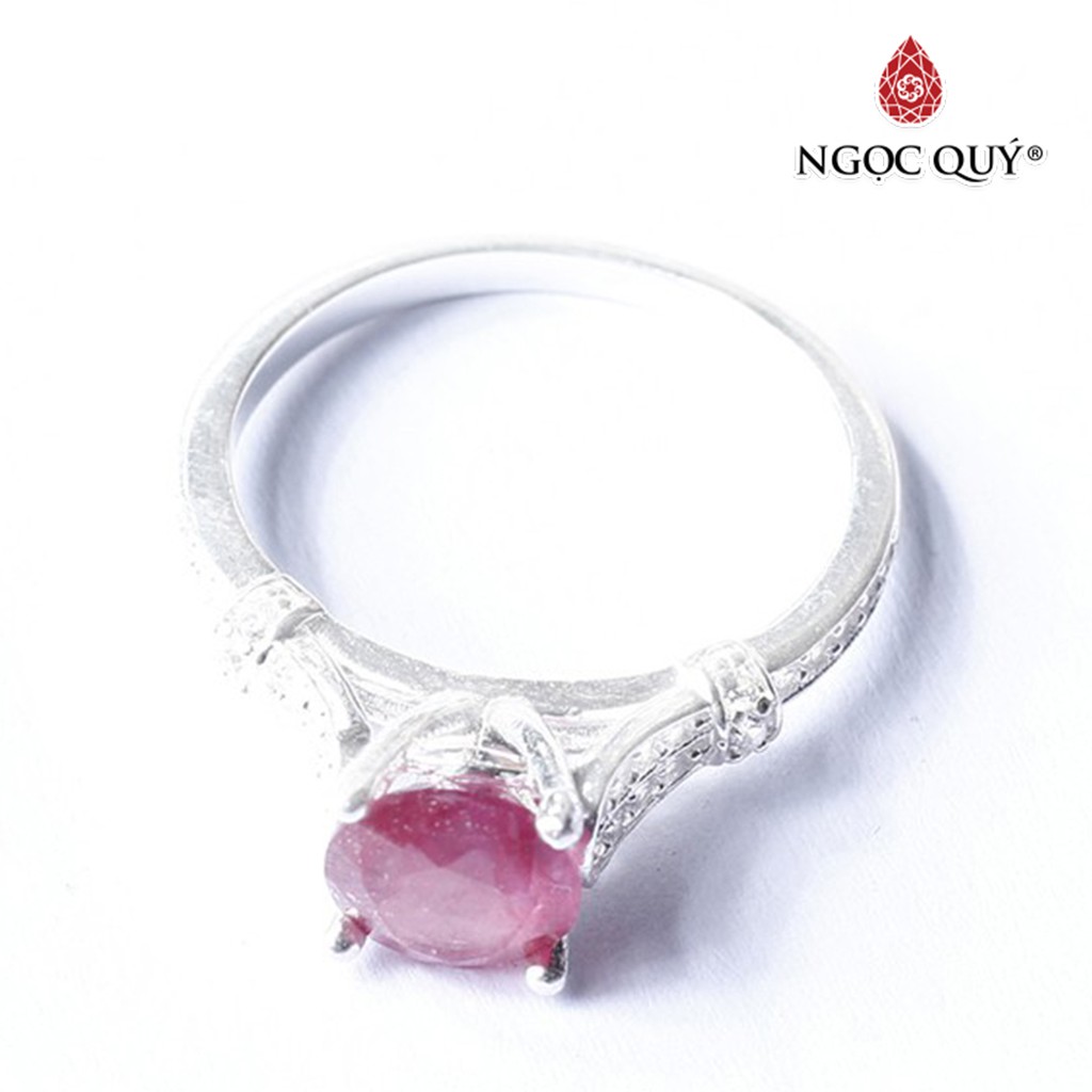 Nhẫn bạc đính Rb cao cấp - Ngọc Quý