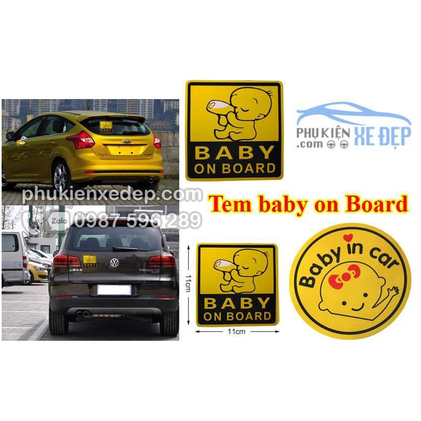 Tem dán Baby In Car trang trí ô tô