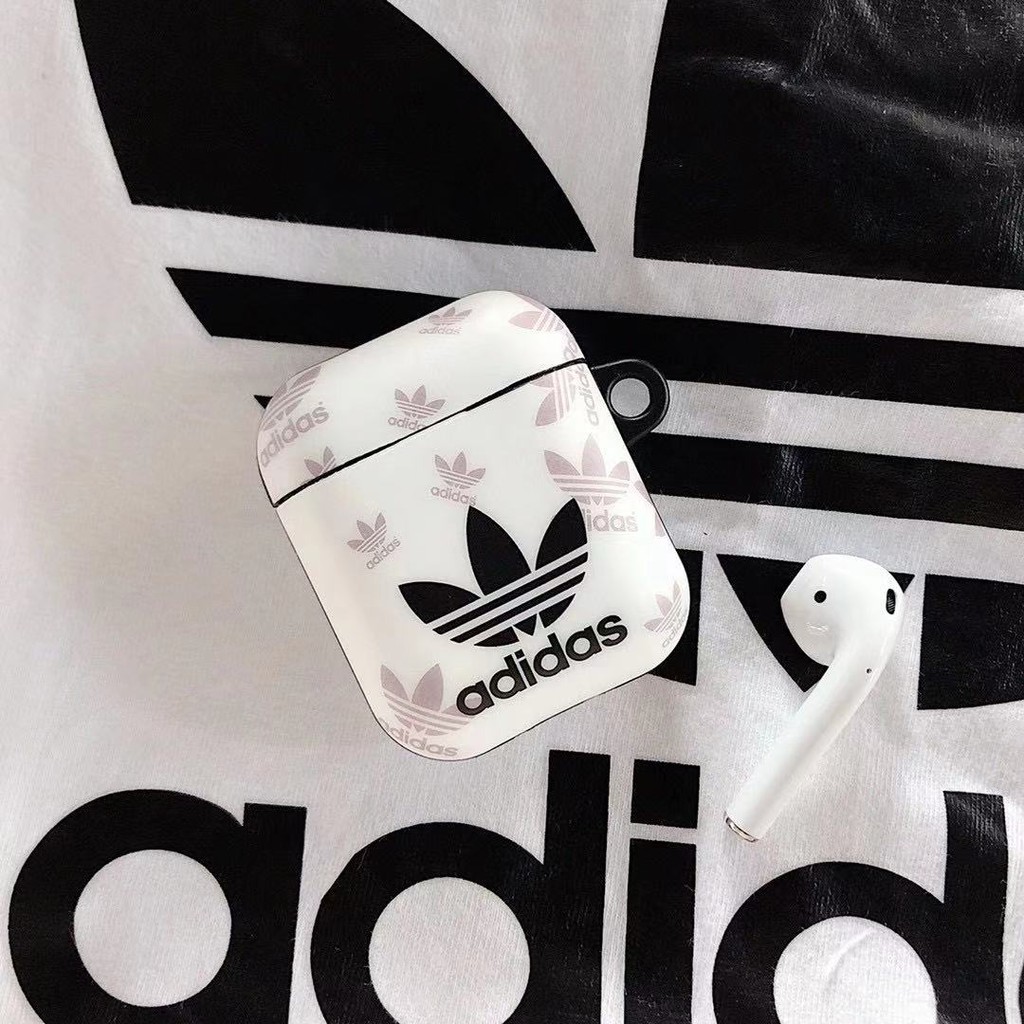Vỏ Bảo Vệ Hộp Sạc Tai Nghe Airpods 1 / 2 Logo Adidas Xinh Xắn Ốp