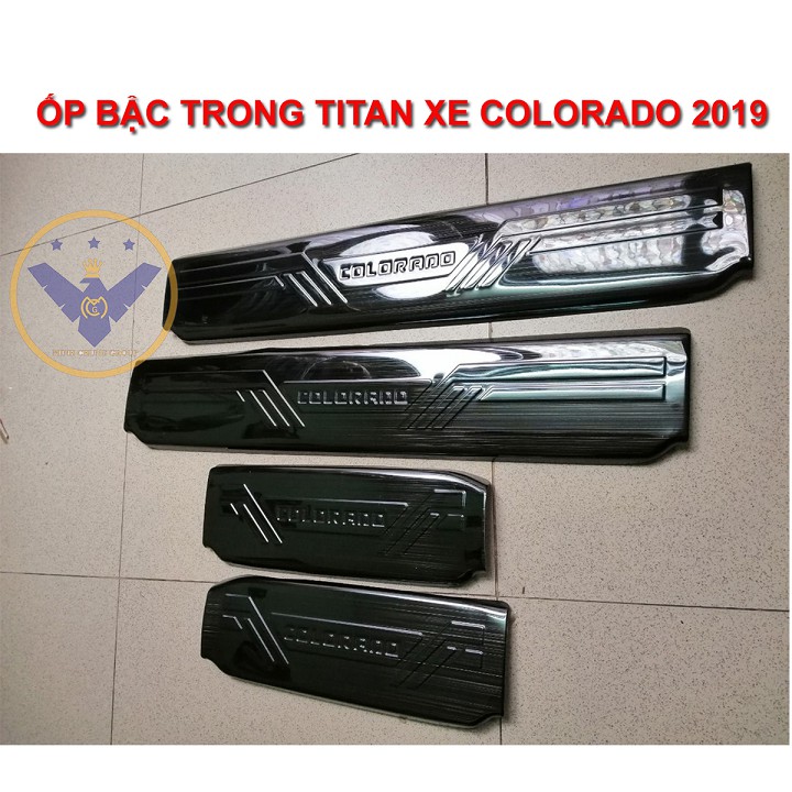 Bộ ốp bậc trong Titan xe Colorado 2019 - ốp bậc Chevrolet Colorado