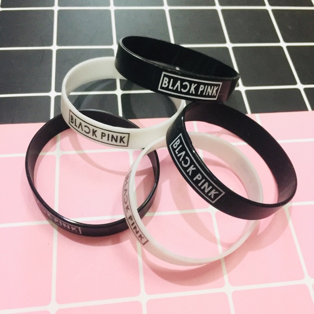 Vòng tay cao su BLACkPINk | BigBuy360 - bigbuy360.vn