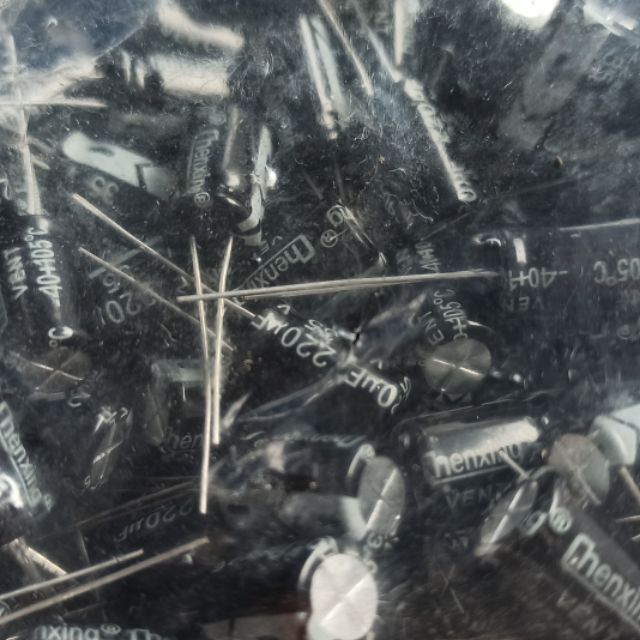 TỤ HÓA 220UF 35V (SỐ LƯỢNG 50 CON)