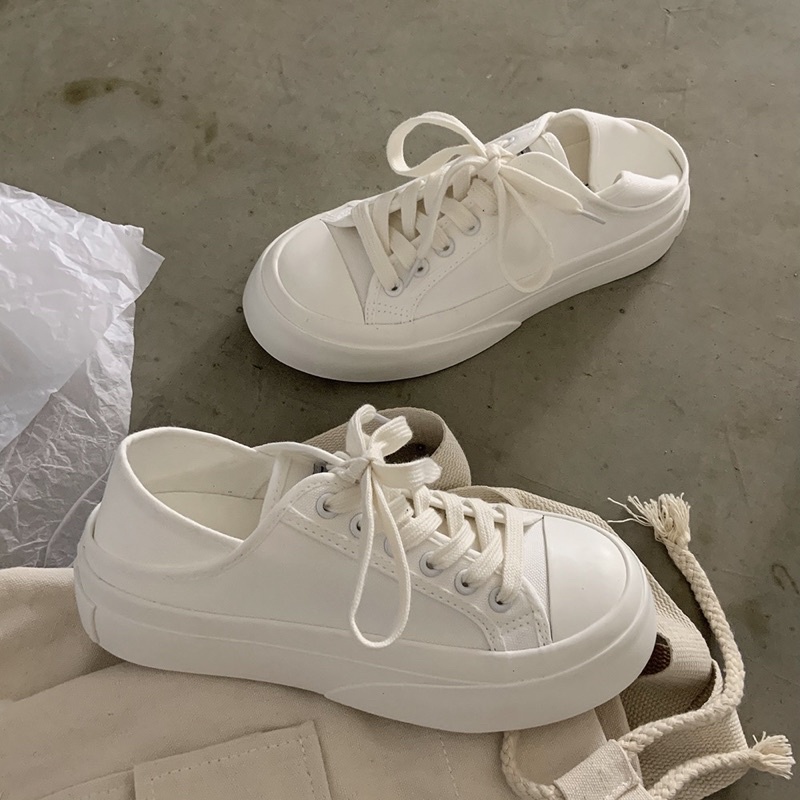 Giày bánh mì đạp gót đế cao 3P, giày sneaker màu trắng chất liệu canvas đeo được 2 kiểu
