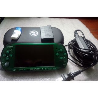 PSP 3000 Xanh Rêu Bản hiếm ( hack vĩnh viển, đầy game)