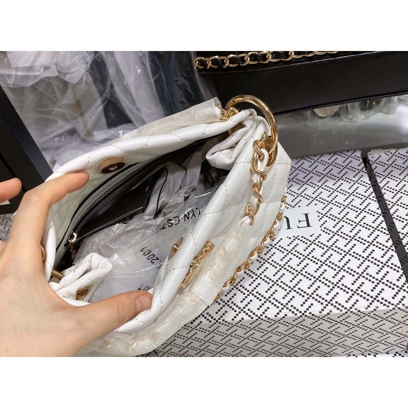 Túi Lyn hobo đeo chéo ô trám