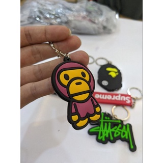 Móc khóa Supreme, bape, stussy