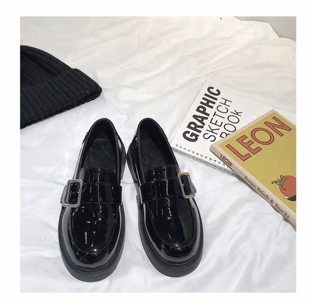 (có sẵn) Giày Ulzzang da mềm đế bằng khoá vuông, mã: U105 | BigBuy360 - bigbuy360.vn