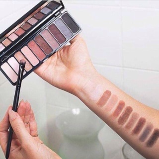BẢNG MẮT ELF Mad for matte