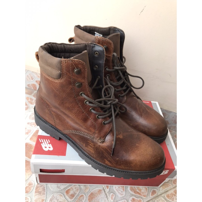 Boot nam TOPMAN