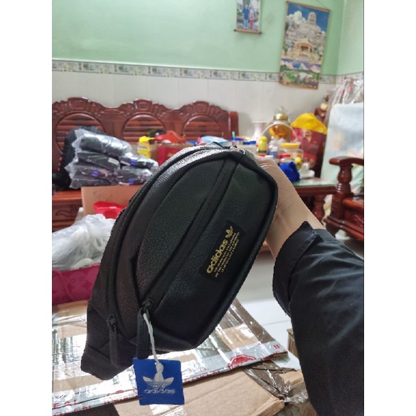 Túi đeo chéo Adidas - Hàng Auth mua tại Mỹ