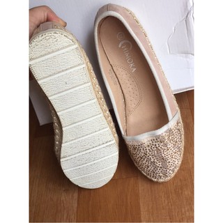 Giày Slipon đính hạt viền sợi