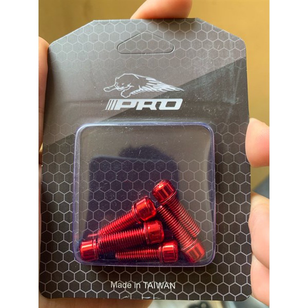 Ốc stem M5x18mm màu đỏ made in Taiwan