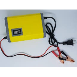 Máy Sạc Bình Ắc Quy Tự Động Cho Xe Máy