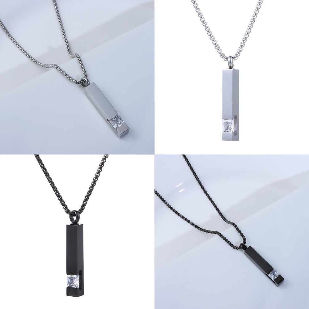 CACTU Vòng cổ Bằng Thép Titan Màu Đen In Chữ Urn Độc Đáo