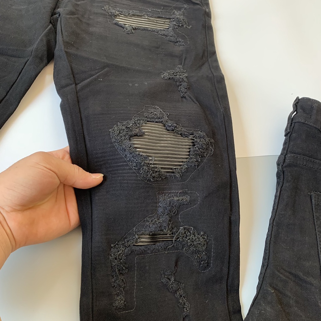 Quần Jean Bò Đen Nam Phối Da Nhăn Vá Rách Xù Vải Co Giãn Dáng Skinny Cực Sang
