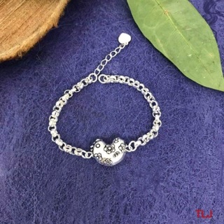 Lắc tay, lắc chân bạc cho bé