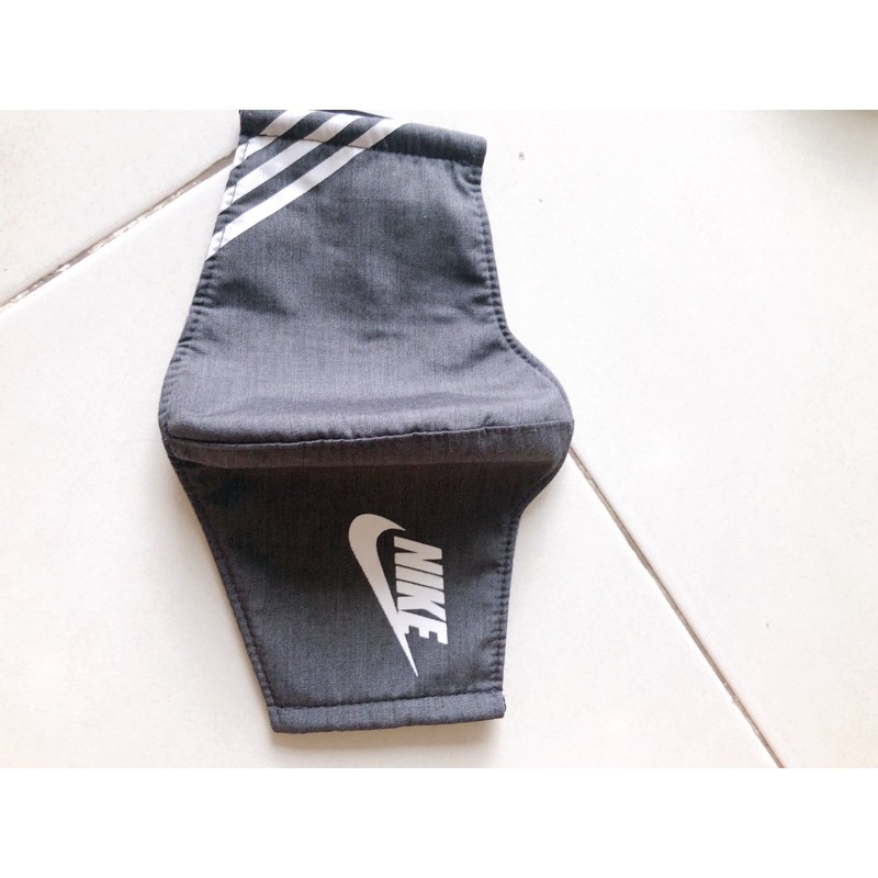 Khẩu Trang Vải Kate In Hình NIKE | BigBuy360 - bigbuy360.vn