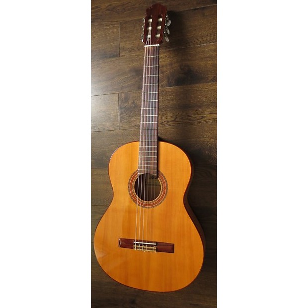 Guitar Classic Almansa 413Flamenco (G413-PHA) Gỗ Vân Sam Nguyên Tấm - Xuất xứ Tây Ban Nha