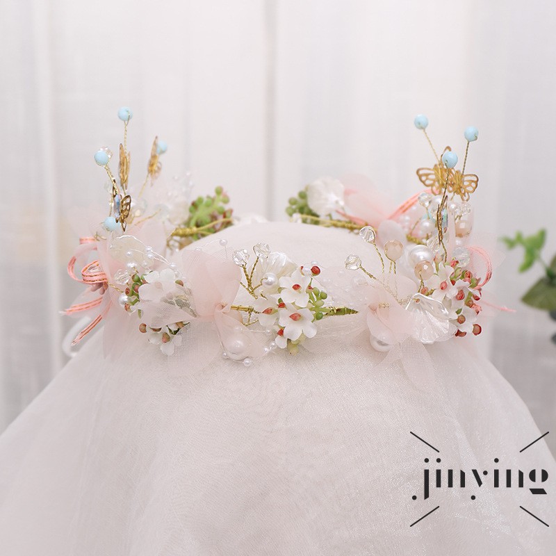 Vòng đội đầu GETNOIVAS phối hoa và bướm xinh xắn cho phù dâu