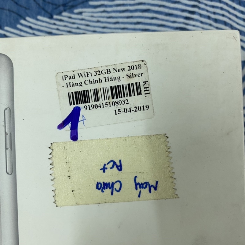 iPad WiFi 32GB New 2018 - Hàng Chính Hãng - Silver, chưa active, Rách seal