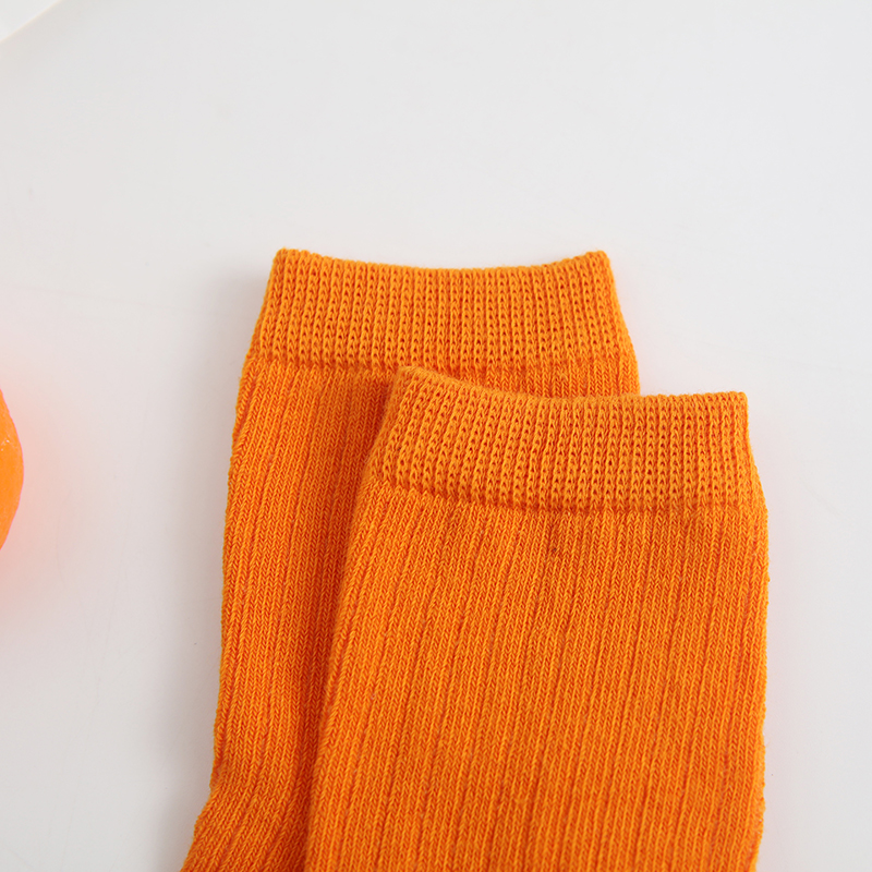 Vớ cotton màu trơn thiết kế đơn giản ngọt ngào cho bé
