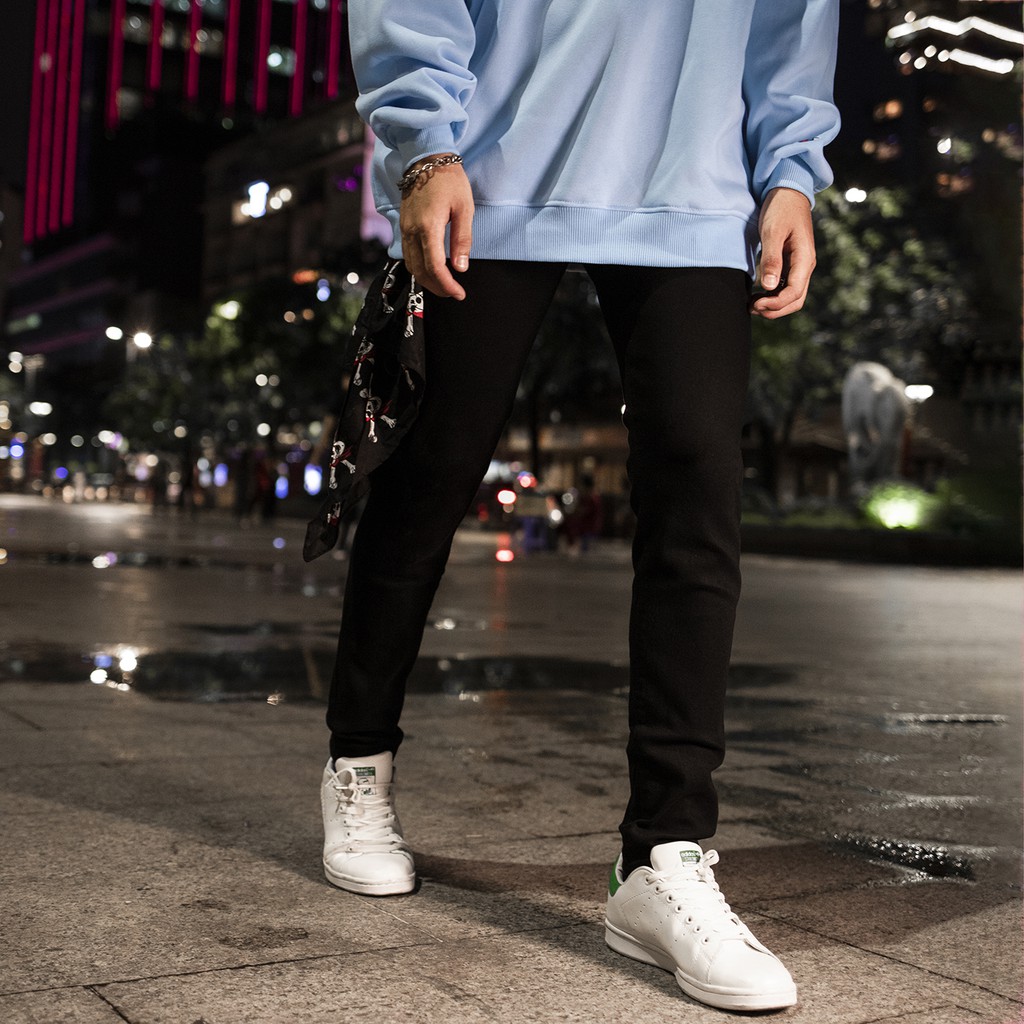 Quần Skinny Jeans Nam-Màu Đen-Kiểu Trơn-Chất Liệu Cotton Co Giãn-Ống Đứng Dáng-Ống Ôm Chân Chuẩn Skinny | BigBuy360 - bigbuy360.vn