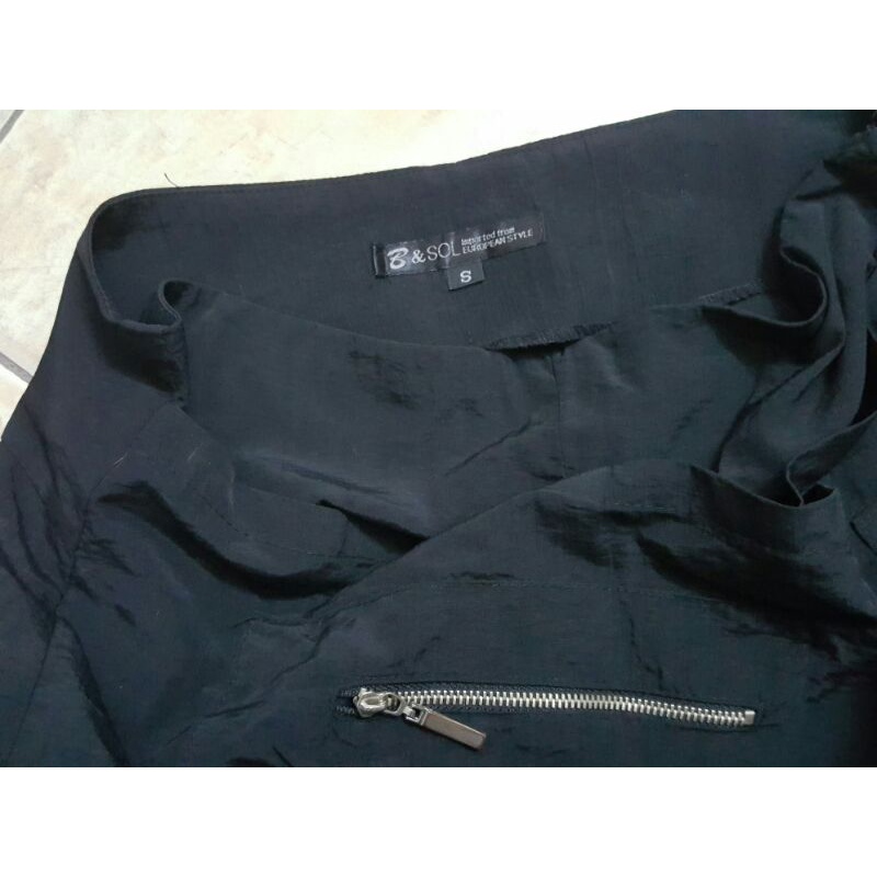 CHÂN VÁY DÀI CÁ TÍNH