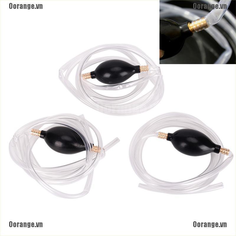 Ống bơm nhiên liệu cho xe hơi