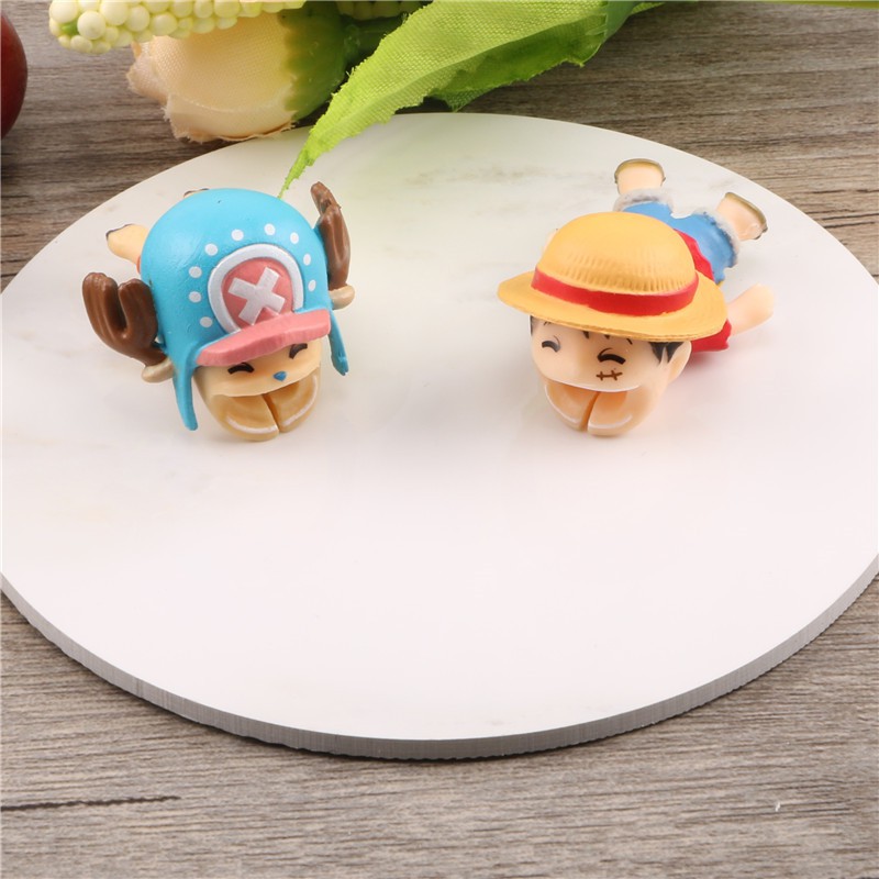 Phụ Kiện Bảo Vệ Đầu Dây Cáp Hình Các Nhân Vật Hoạt Hình One Piece Đáng Yêu