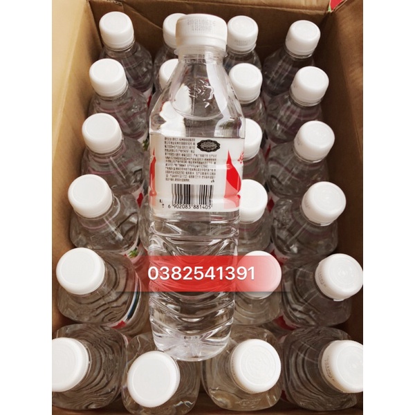 1 thùng 24 chai Nước khoáng wahaha Trung Quốc/ nước khoáng cestbon Trung Quốc
