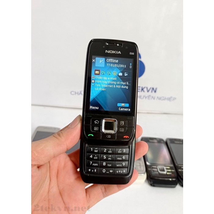 Điện thoại Nokia E66 vỏ thép chính hãng, kiểu dáng nắp trượt thời trang