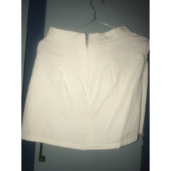 Chân váy kaki ngắn basic