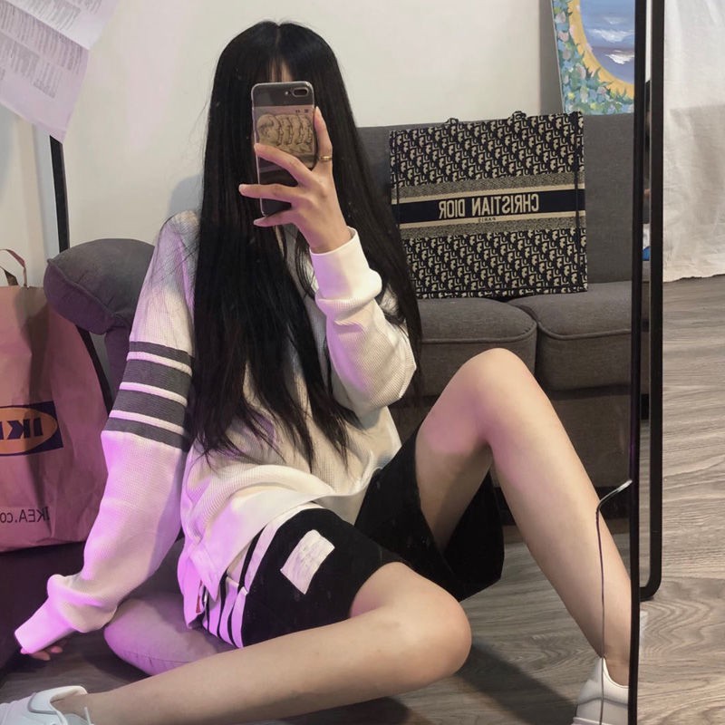 Áo nỉ dài tay họa tiết kẻ sọc vằn thời trang Hàn Quốc dành cho nữ