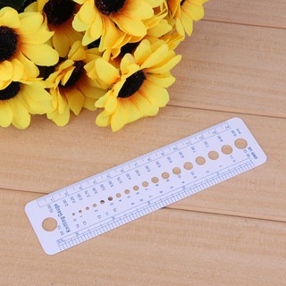 1 Cây Móc Đan Len Bằng Nhựa